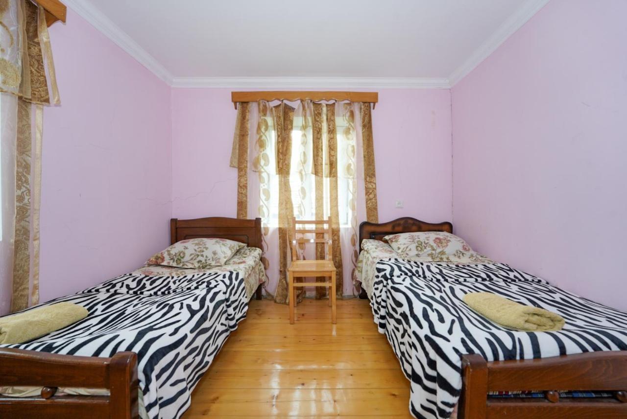 Guesthouse Nora Ushguli Exterior photo