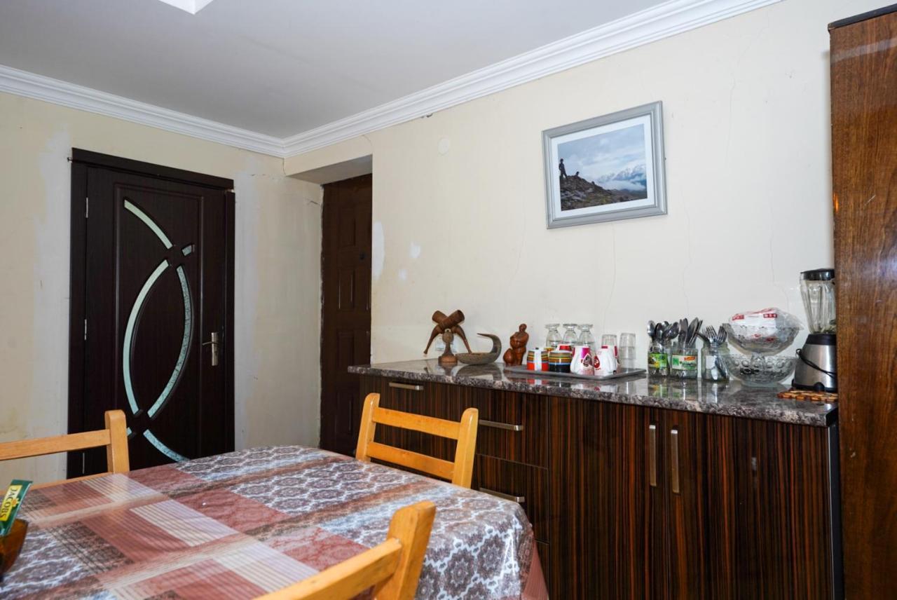 Guesthouse Nora Ushguli Exterior photo