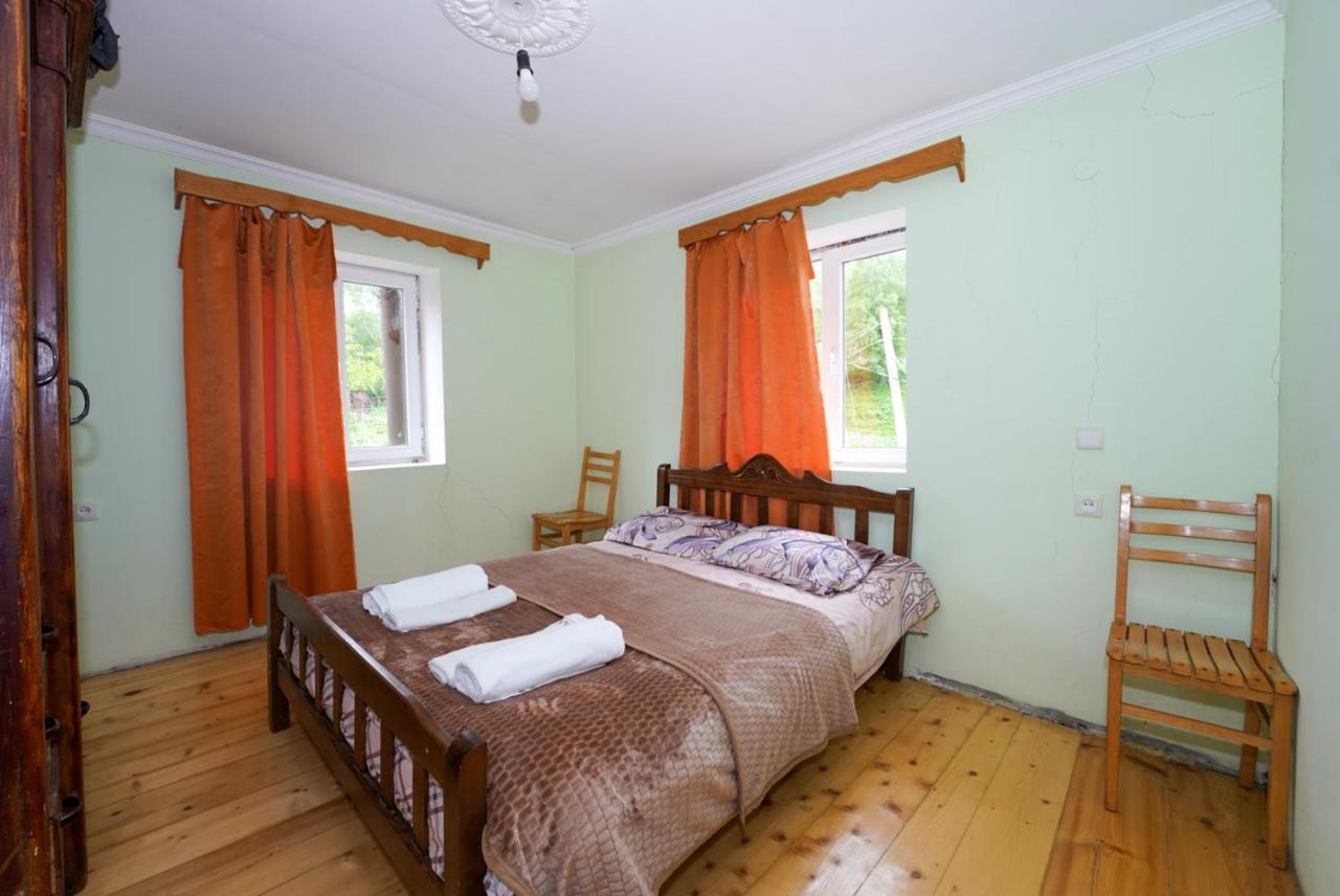 Guesthouse Nora Ushguli Exterior photo