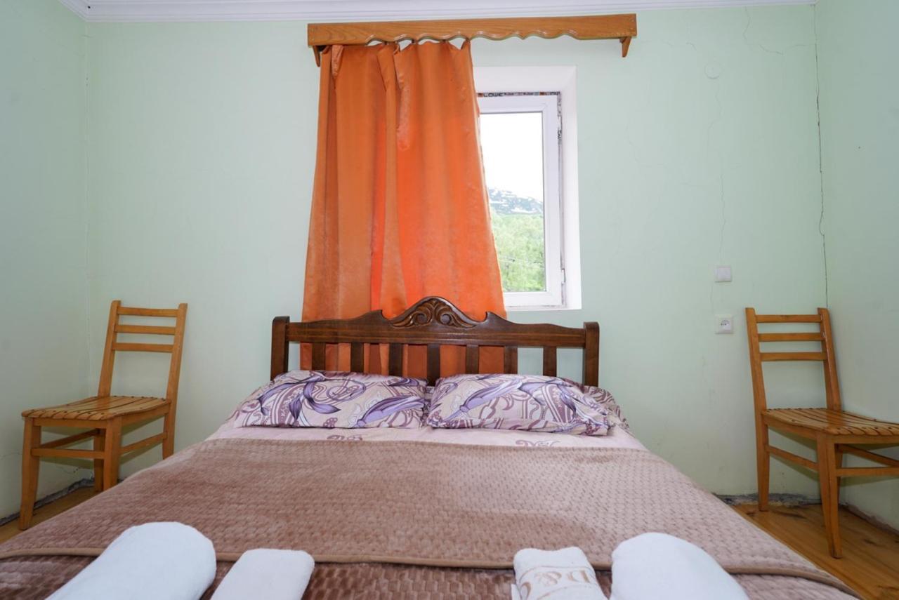 Guesthouse Nora Ushguli Exterior photo